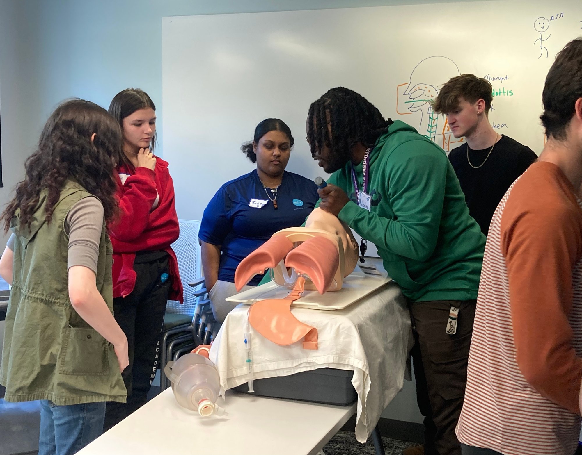 499198318_1445095463137294_2161678664556018704_n (1)