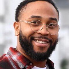 WWG-Casual-Headshot-237x300-circle-aed1cf51e05f9d02dcc3e2658ec3e22b-1l46pjr5mzw2